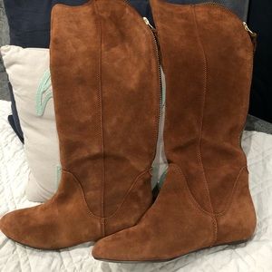 Steve Madden luxe Suede knee high boots with gold trim zipper on back
